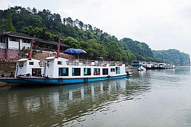 用谋略征服星辰，以铁血书写新纪元！《混沌银河Ⅱ》Switch版现已正式发售!